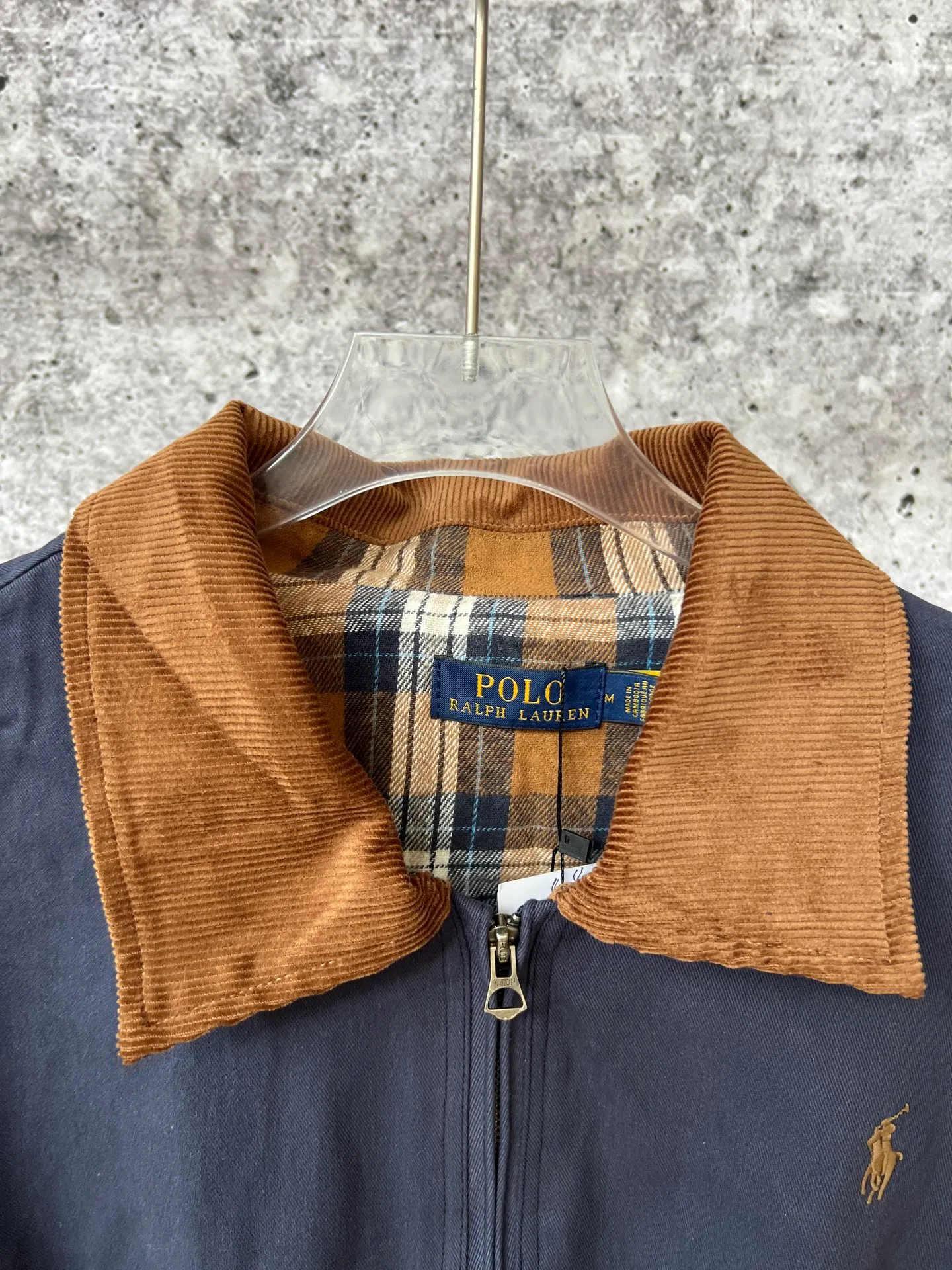 P310 Ralph Lauren women's autumn short wide jacket, short wide version with loose bust, elongated upper body effect, lining with plaid fabric, corduroy contrast collar added to the collar to make it more personalized, imported embroidered pony logo, fine workmanship and customized hardware accessories